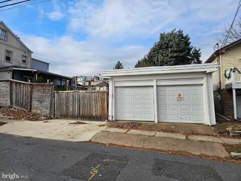 951 OHIO AVENUE, TRENTON, NJ 08638