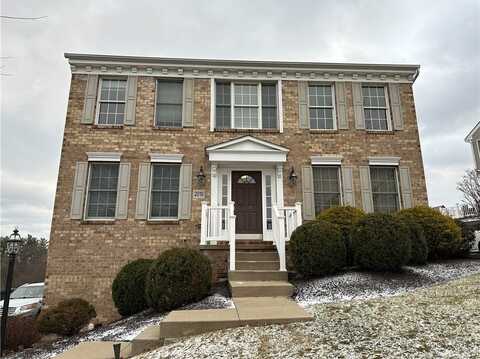 2010 Penfolds Pl, Crescent, PA 15108