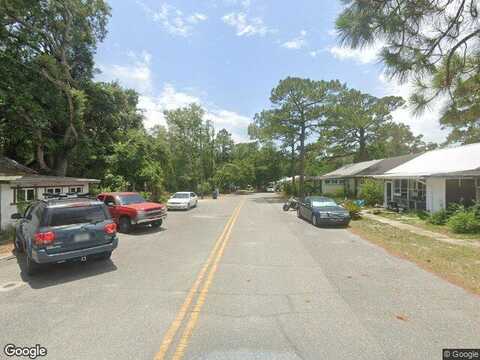 W Pine St # -8, Lanark Village, FL 32323