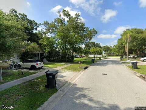 Crissman Dr N #11, Saint Petersburg, FL 33714