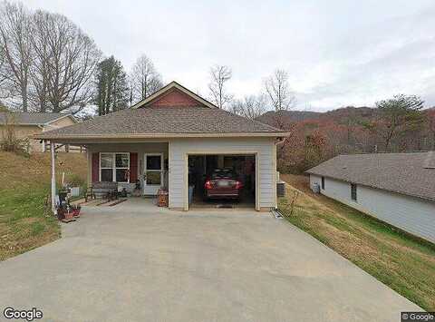 Belle Aire, HIAWASSEE, GA 30546