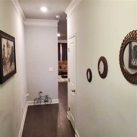 Quay, LAWRENCEVILLE, GA 30044