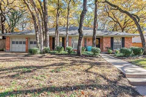 Woodford, ARLINGTON, TX 76013