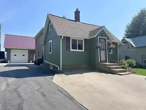 Maple, SPRING GROVE, MN 55974