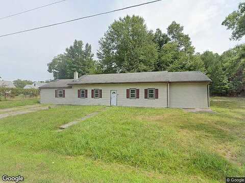 Forrest, BLACKSTONE, VA 23824