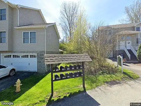 Wood Hills, ERIE, PA 16510