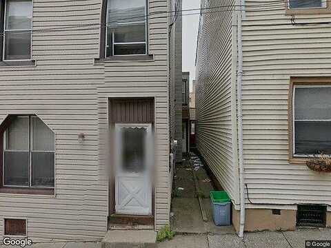 Penn, ALLENTOWN, PA 18102