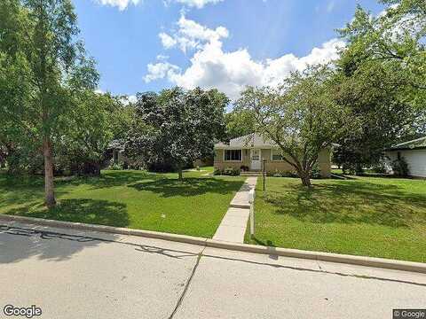 84Th, MILWAUKEE, WI 53228