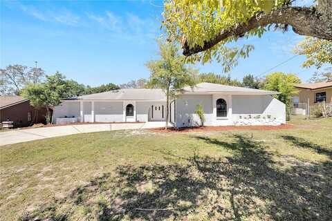 Carrin, SPRING HILL, FL 34608