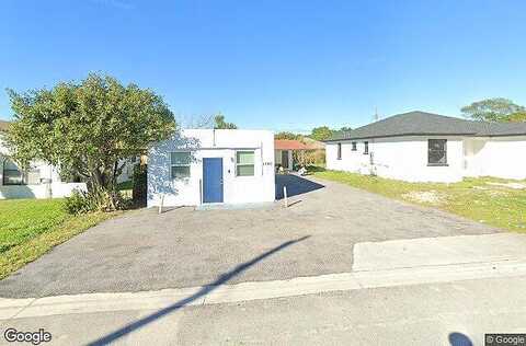 31St, RIVIERA BEACH, FL 33404