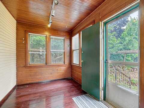 Reaney, SAINT PAUL, MN 55106