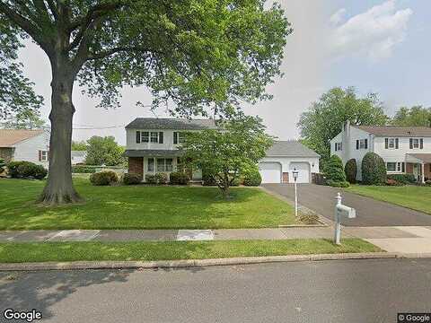 Long, HATBORO, PA 19040