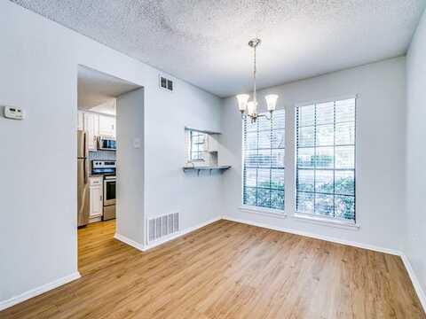 Garden Brook Drive #10100, Farmers Branch, TX 75234