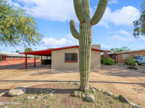 Smoot, TUCSON, AZ 85705