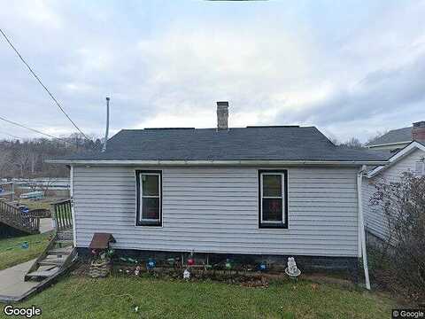 Montgomery Ave, Bridgeville, PA 15017