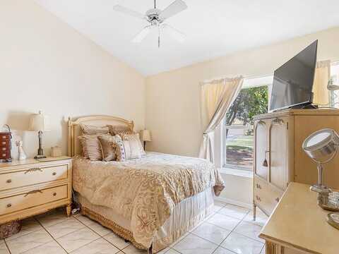 Sleepy Hollow, PALM BAY, FL 32905