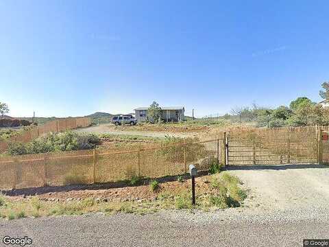 E Valley View Ln #4, Mayer, AZ 86333