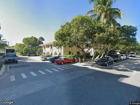 5Th St S, Naples, FL 34102