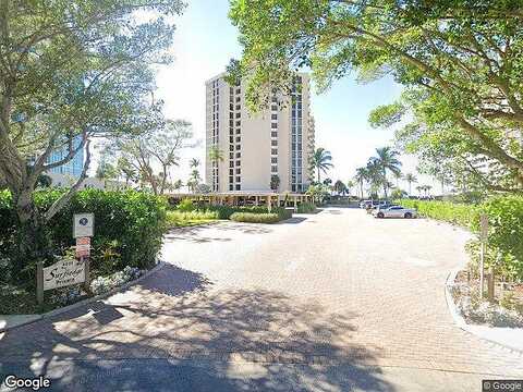 Gulf Shore Blvd N, Naples, FL 34103