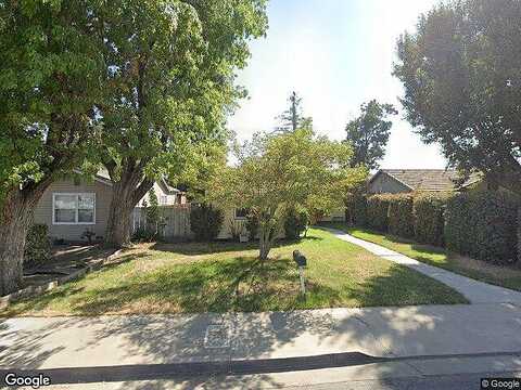 E Apricot Ave, Tulare, CA 93274