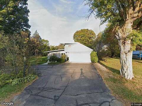 Highland Park Dr, Slinger, WI 53086