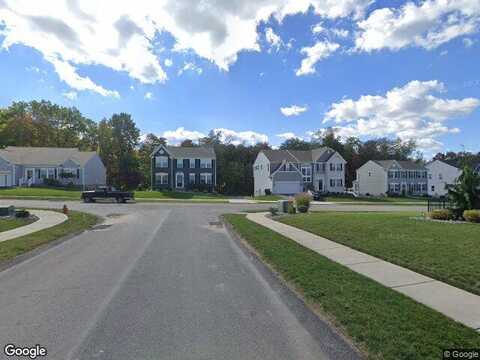 Samantha Dr, Monaca, PA 15061