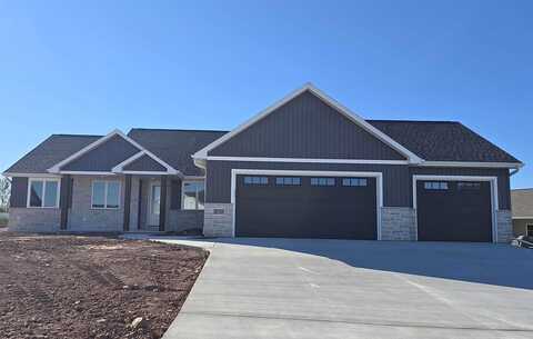 W7039 Crestfield Way, Greenville, WI 54942