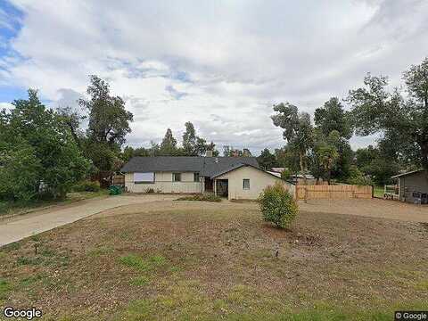 Pine Dr, Anderson, CA 96007