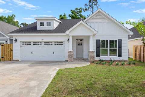 Knotted Pine Drive, Tallahassee, FL 32312