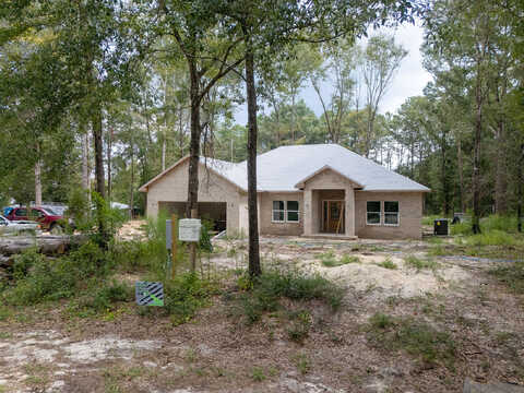 Lake Juniper Circle, Defuniak Springs, FL 32433