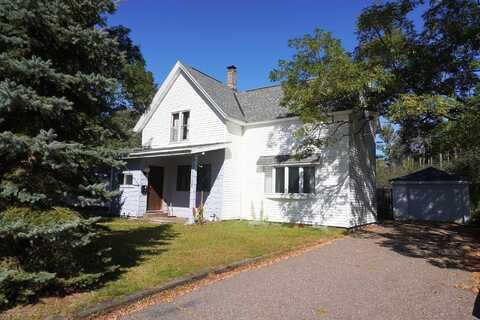 9Th St E, Merrill, WI 54452