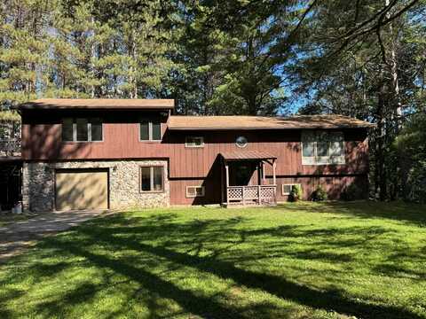 Blue Jay Ln, Rhinelander, WI 54501