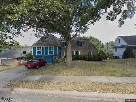 5Th, LEES SUMMIT, MO 64081