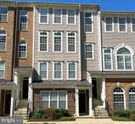 Open View Lane 1009, Upper Marlboro, MD 20774