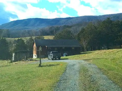 Fernlea, NATURAL BRIDGE, VA 24578