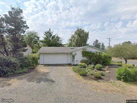 Fifer Rd, Gearhart, OR 97138