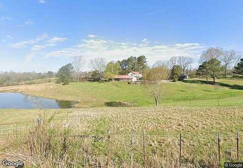 Pebble Hill, LEOMA, TN 38468