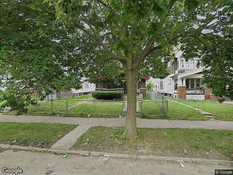 N 39Th Street, MILWAUKEE, WI 53210