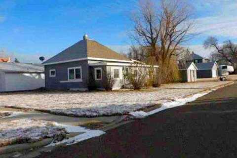 10Th St, New England, ND 58647