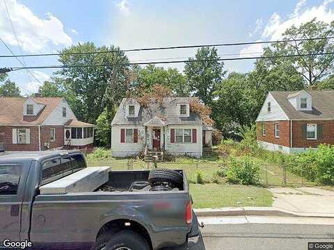 74Th, HYATTSVILLE, MD 20784