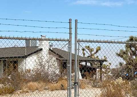 Sunny Sands, YUCCA VALLEY, CA 92284