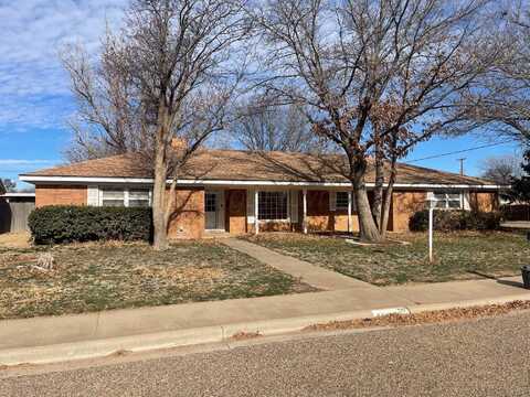 1000 Pine, Dimmitt, TX 79027