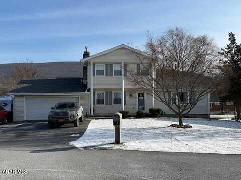 910 E Hudson Avenue, Altoona, PA 16602