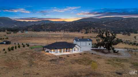 23003 Creekside Drive, Tehachapi, CA 93561