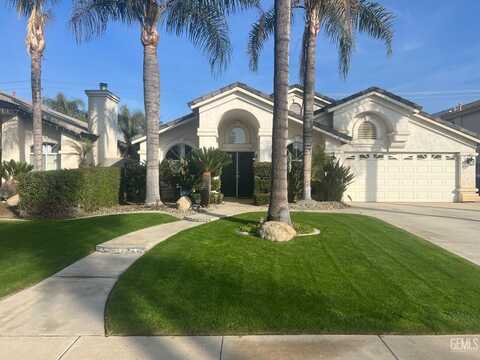 10214 Crandon Park Drive, Bakersfield, CA 93312