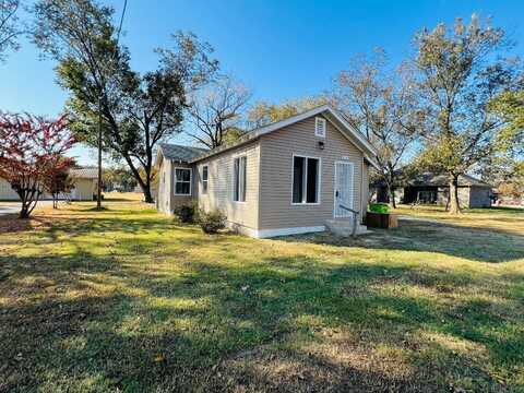 918 England Street, Lonoke, AR 72086