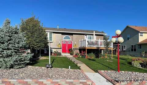 506 WALNUT AVE, Pine Bluffs, WY 82082