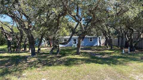 840 Rowe Street, Rockport, TX 78382