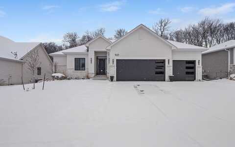 921 Timber Valley Drive, Polk City, IA 50226