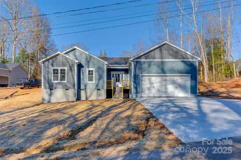 9181 Cherokee Drive, Hickory, NC 28601